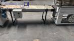 Selladora autom�tica en L con t�nel de retracci�n.