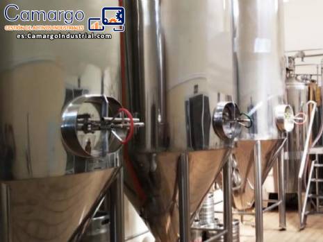 Bodega para fermentaci�n, maduraci�n y almacenamiento de cerveza.