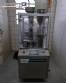 Taponadora autom�tica en acero inoxidable para c�psulas 0 y 00 hasta 120.000 c�psulas/hora.