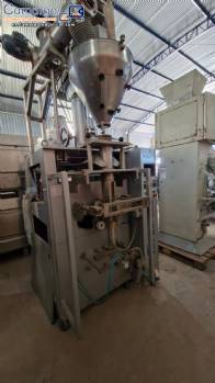 M�quina de envasado vertical con dosificador para productos en polvo