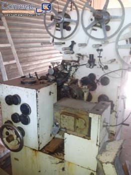 M�quina de doble torsi�n para dulces