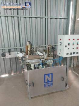 Etiquetadora automtica Neife para latas, tarros y botellas cilndricas