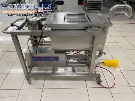Bomba dosificadora unifiller de acero inoxidable con mezclador homogeneizador para alimentos de panadera.
