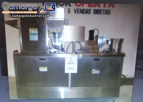 M�quina autom�tica de embalaje en bl�ster