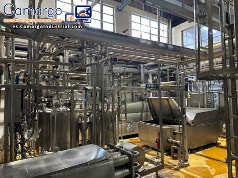 Sistema Tetra Pak UHT VTIS para el procesamiento asptico de leche de vaca, esterilizacin de 13.000 litros/hora