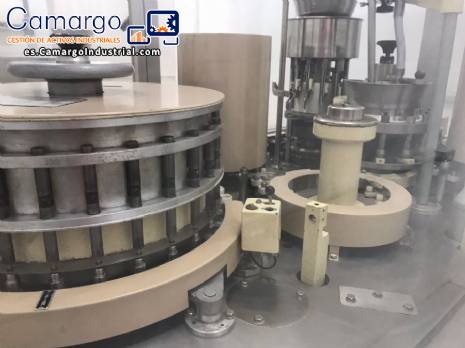 Maquina taponadora automatica