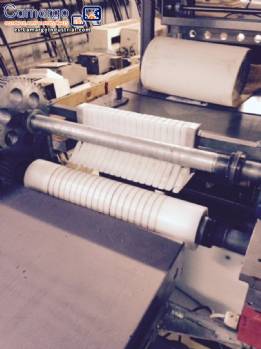 Bares de marca Rotia formando l�nea