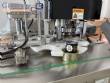 M�quina autom�tica de sellado y taponado de latas Hualian Machinery
