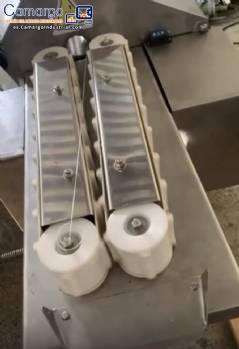 Atadora de embutidos de acero inoxidable Industria Oliveiras Atadora de embutidos de acero inoxidable Industria Oliveiras